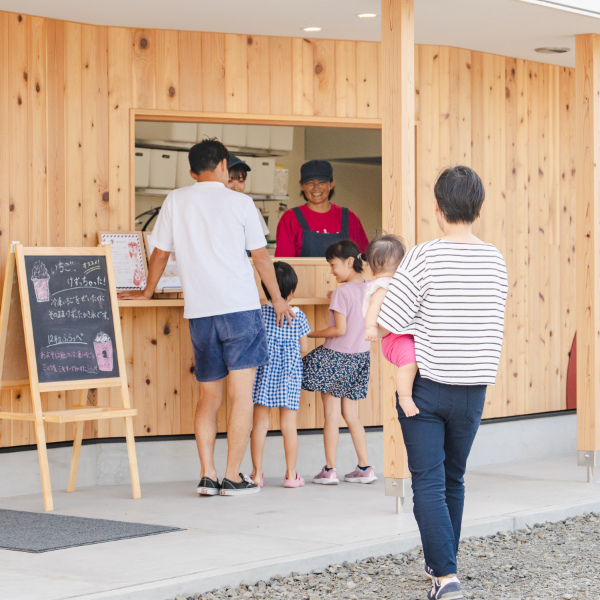 Strawberry Garden いわつるfam.